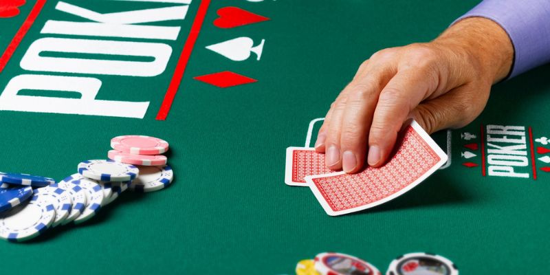 Game Poker Cwin khiến nhiều người mê mẩn